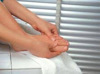 Ayak çıbanı nedenleri belirtileri ayak çıbanı nasıl tedavi edilir